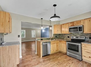 1880 Prairie Pkwy SW APT E, Wyoming, MI 49519