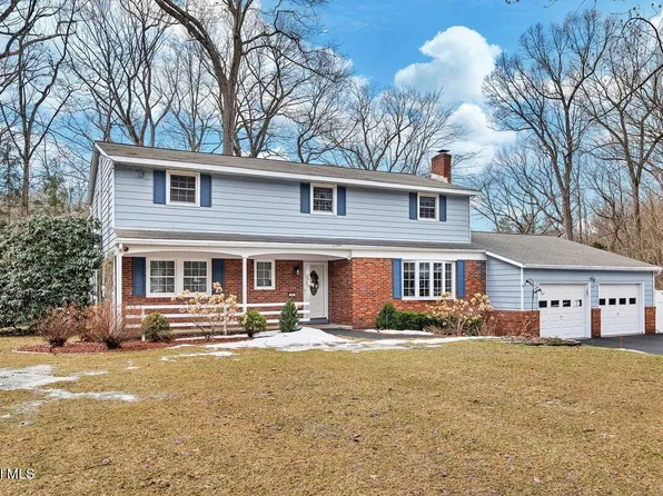 23 Glenwood Drive, Ballston Lake, NY 12019