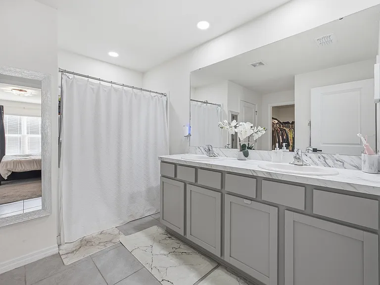 16402 SW 17th Terrace Rd — Photo 24