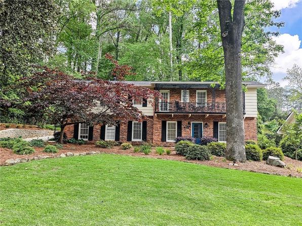 2151 Desmond Dr, Decatur, GA 30033