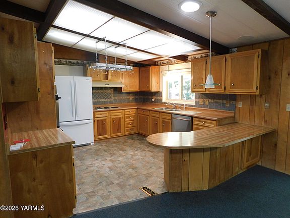 2nd image of 3701 Gun Club Rd Unit 27