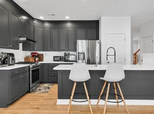 57 Patriot Hill Dr, Basking Ridge, NJ 07920