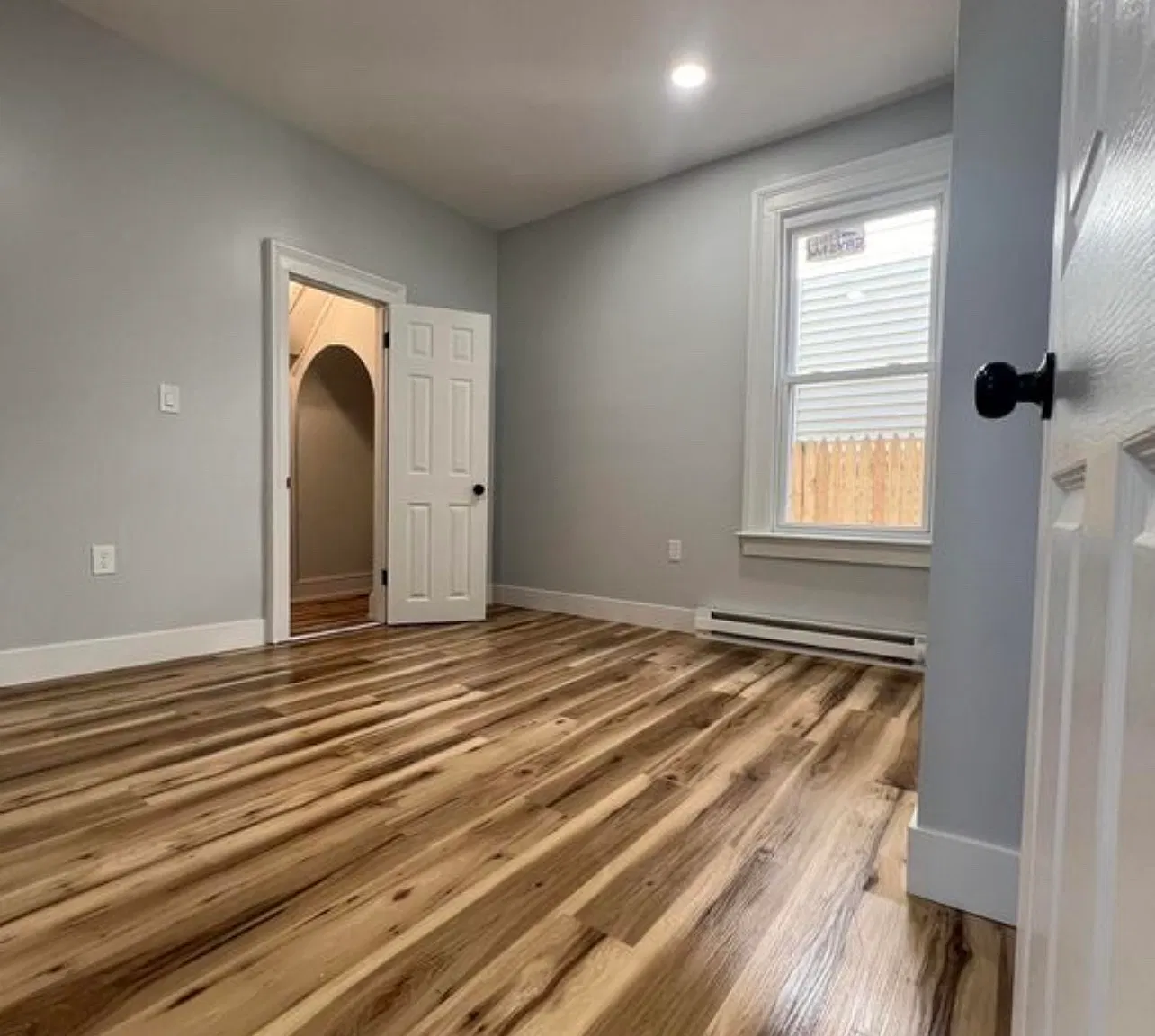 3 bed, $2,400 — Photo 3