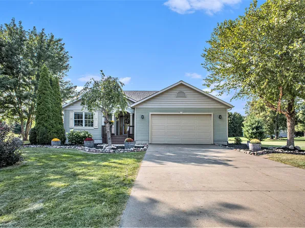 5693 Creekridge Dr, Middleville, MI 49333