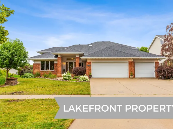 2814 26th Ave S, Fargo, ND 58103