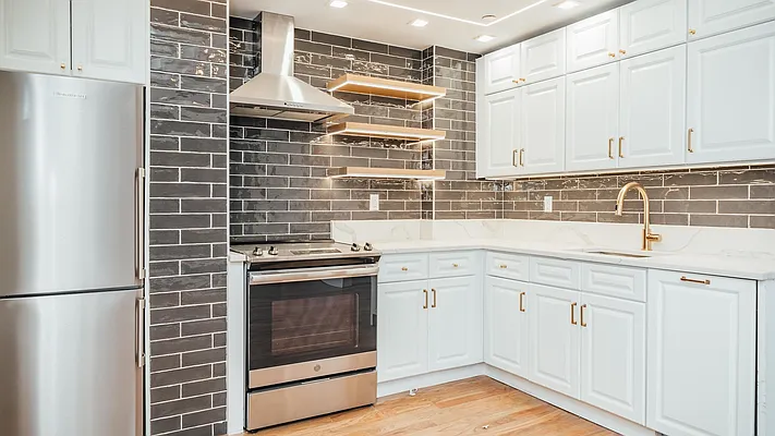 Rented by Nooklyn NYC LLC | media 68