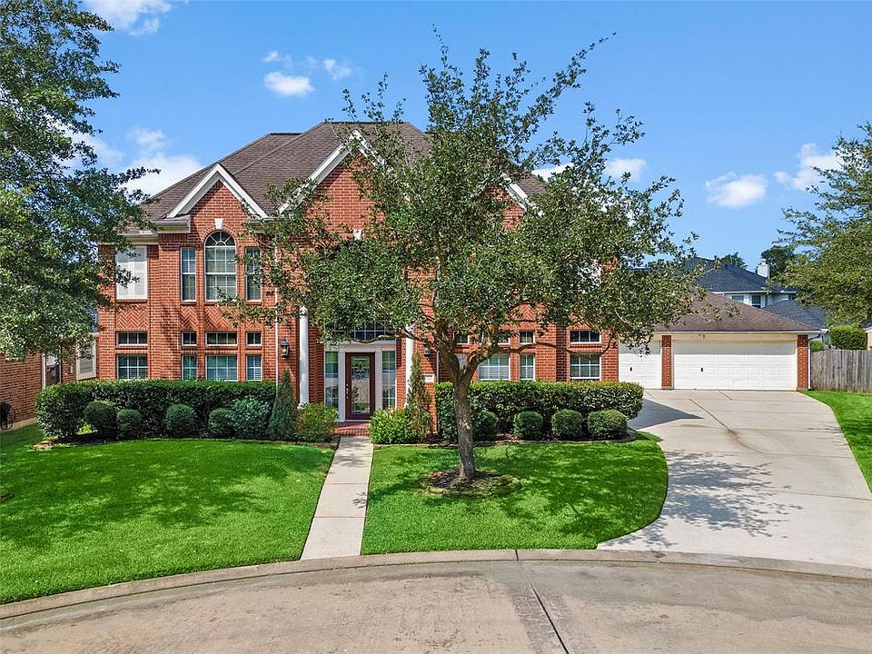 1st image of 19527 Brittany Creek Dr