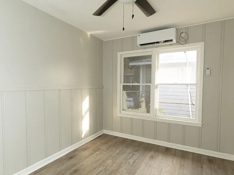 4609 Moravian Dr — Photo 12