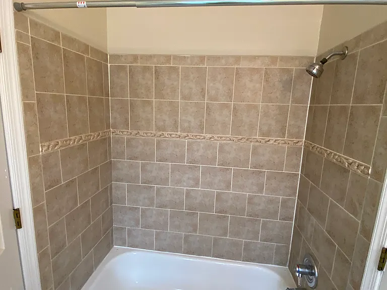 909 W Grace St #6 — Photo 23