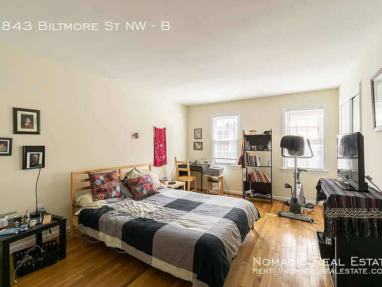 1843 Biltmore St NW #B — Photo 13