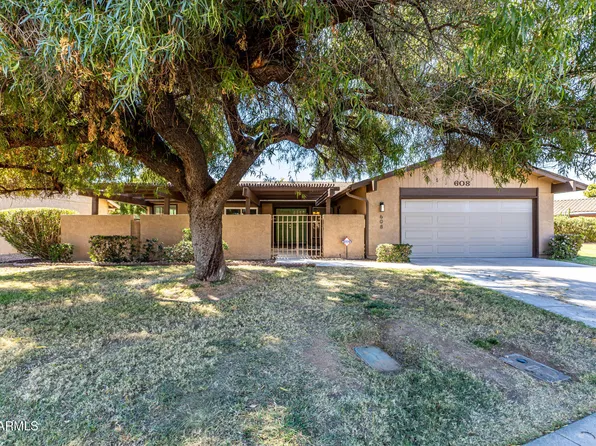 608 S LEISURE WORLD Drive, Mesa, AZ 85206