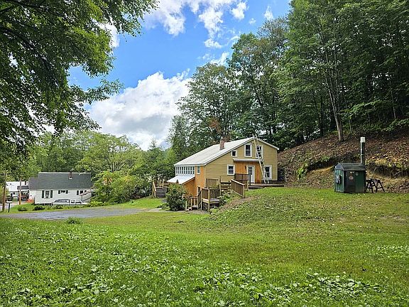 2nd image of 7 Bacon St