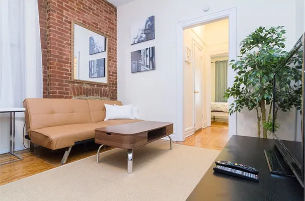 Rented by ER (DO NOT USE) | media 35