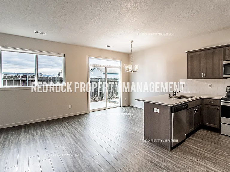 319 S Woodlawn Ln #1 — Photo 27