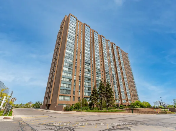 115 Hillcrest Ave Unit 811, Mississauga, ON L5B 3Y9