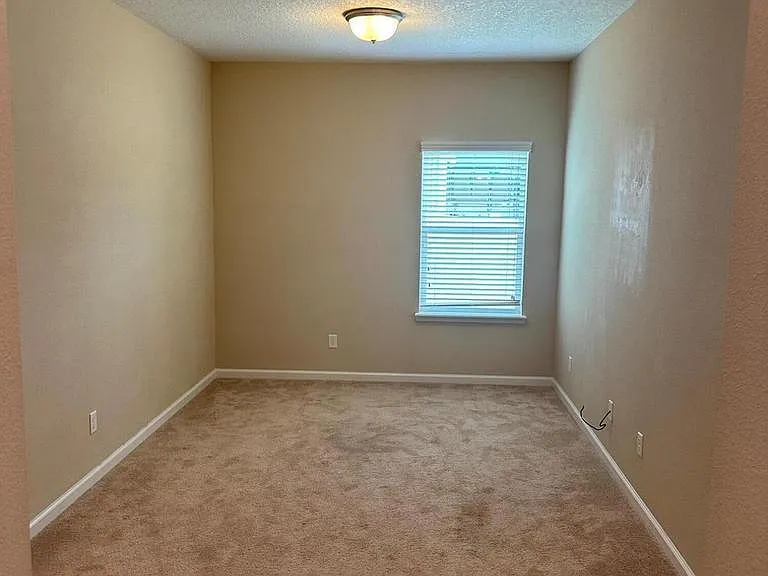 1440 Aspenwood Dr — Photo 12