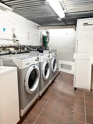 Rented by Waverly Realty Associates | media 40