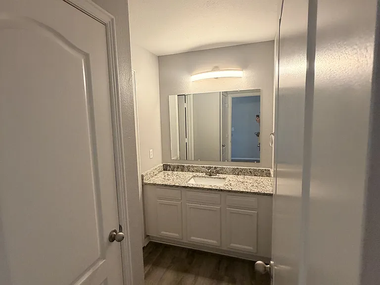 1446 W Netherland Way #3 — Photo 12