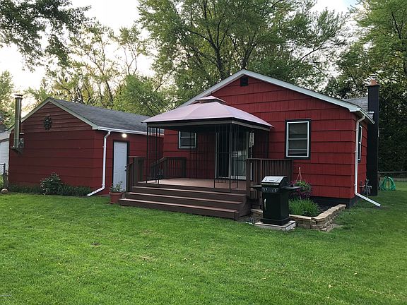 4th image of 541 Marie Ave