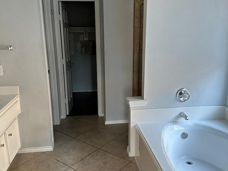 11307 Bright Canyon Ln — Photo 14