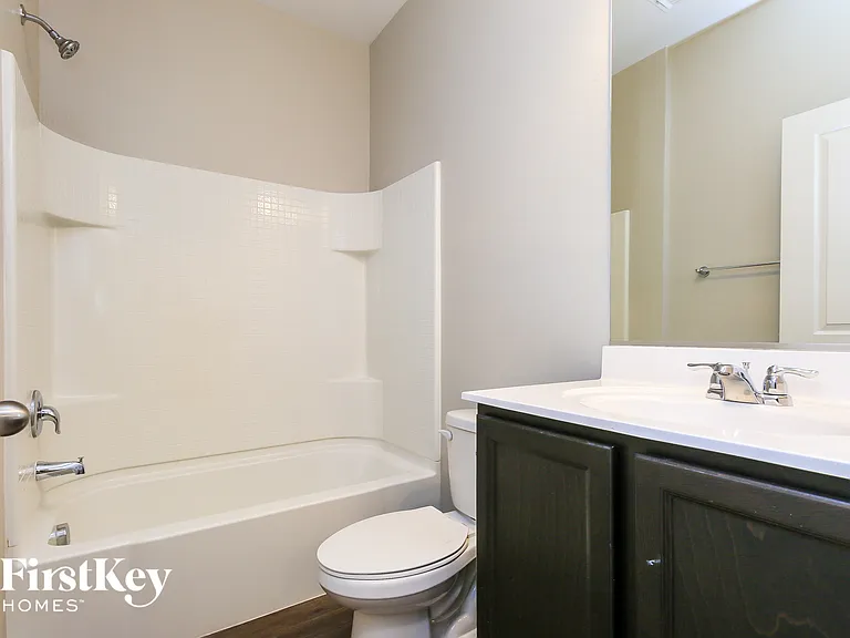 398 W Powell Dr — Photo 13