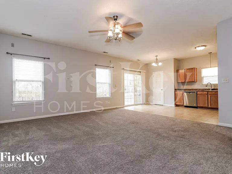 7244 Mosaic Dr — Photo 3