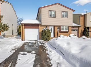 24 Whelan Dr, Ottawa, ON K2J2J9