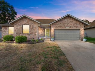 3323 E Lark St, Springfield, MO 65804