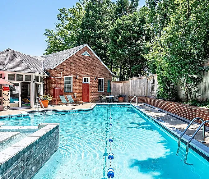 1718 W Abingdon Dr #202 — Photo 28