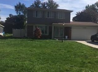 23760 Rockingham St, Southfield, MI 48033