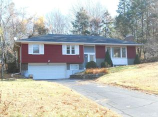 52 Fairview St, West Hartford, CT 06119