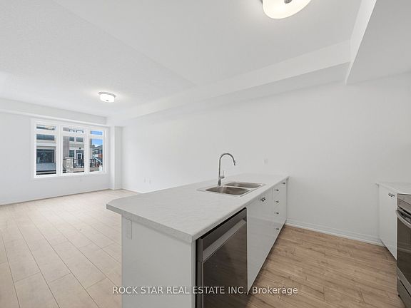 4th image of 313 Conklin Rd #65