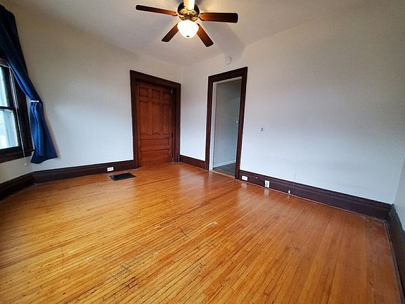 4th image of 584 Elmwood Ave APT 4