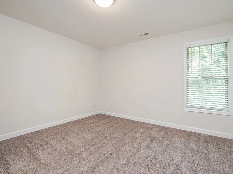 39 Grand Manor Ct — Photo 14