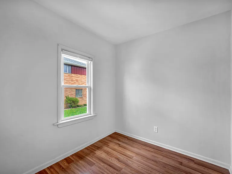 20830 Trebec Ave — Photo 3