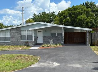 710 NW 40th St, Oakland Park, FL 33309