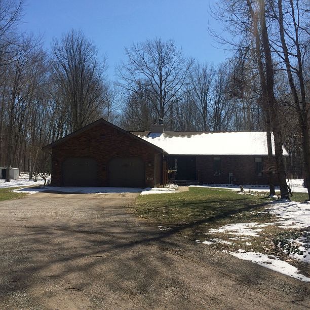 Would you like a bit of space and your own private hunting paradise? Come visit this wooded property