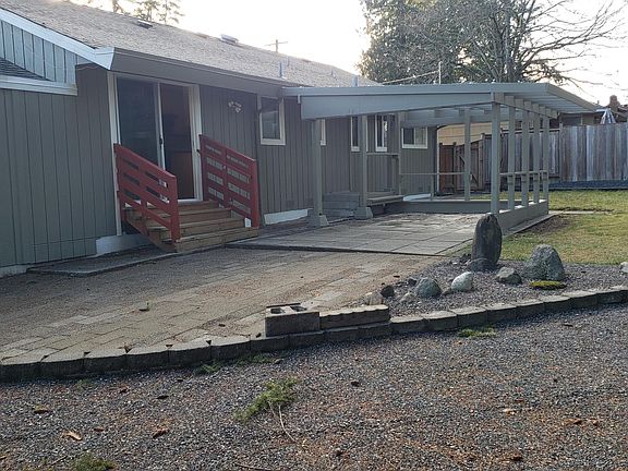 2nd image of 5029 188th St SW