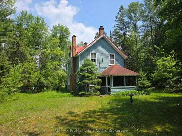 231 Kay Rd W, Huntsville, ON P0B 1L0