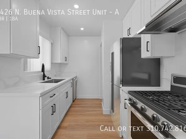 2426 N Buena Vista St APT A, Burbank, CA 91504