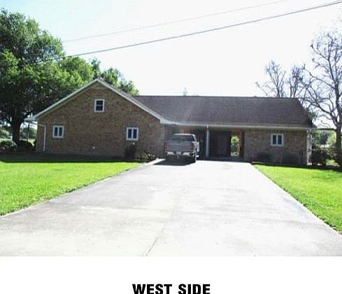 3rd image of 1410 Peach St