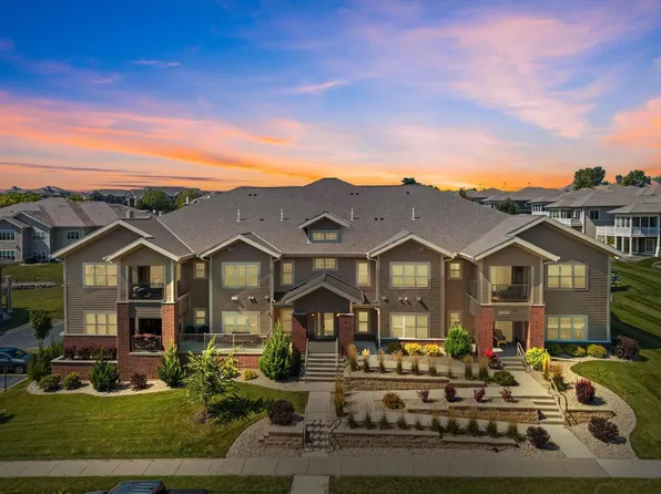 1804 Maplecrest Drive #103, Verona, WI 53593