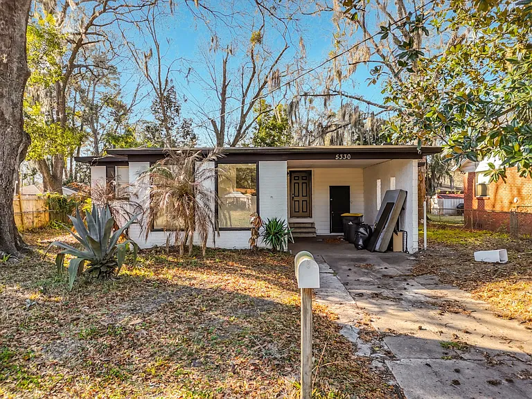 5330 Quan Dr — Photo 4