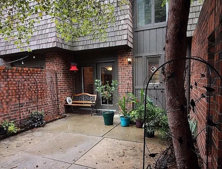 7311 Old Post Rd #27 — Photo 1