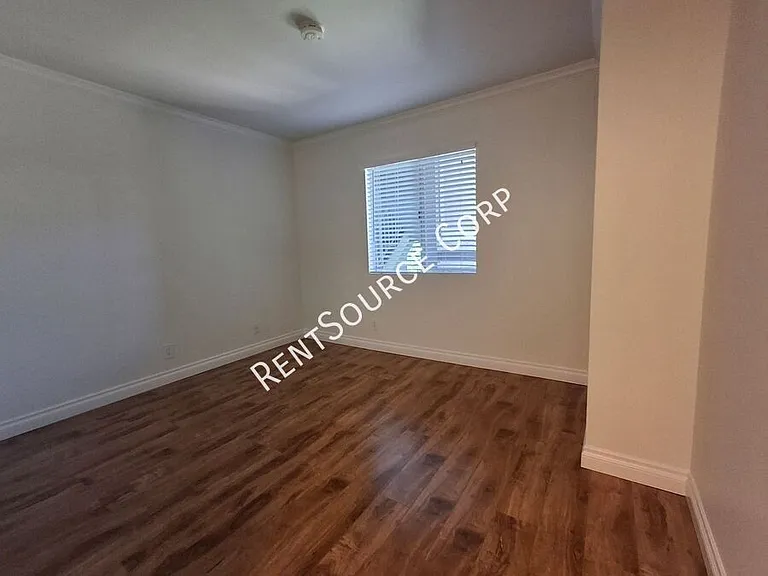 26901 Rainbow Glen Dr #643 — Photo 7