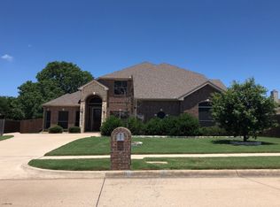 4515 Woodcrest Ln, Mansfield, TX 76063