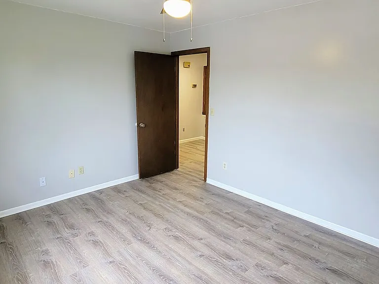 5 Eleven Estates Dr — Photo 11