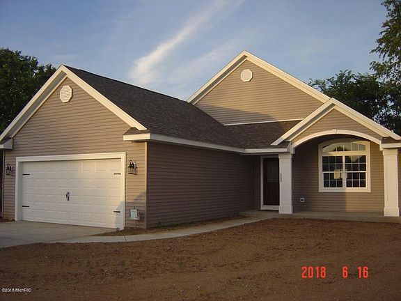 2nd image of 3956 Country Meadows Dr