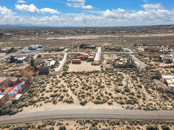 107 Todos Juntos Rd, Corrales, NM 87048