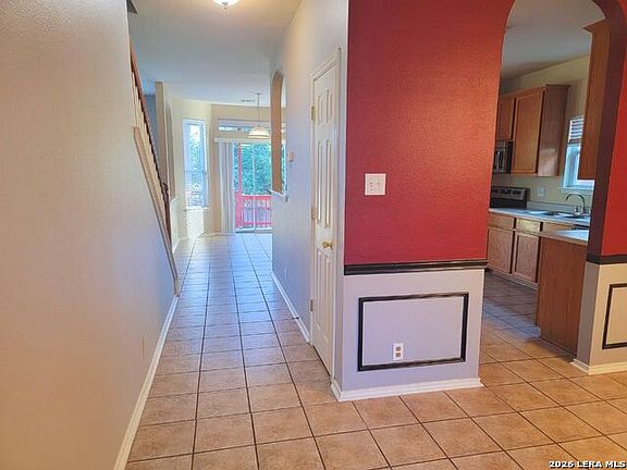 3rd image of 2438 Encino Cedros